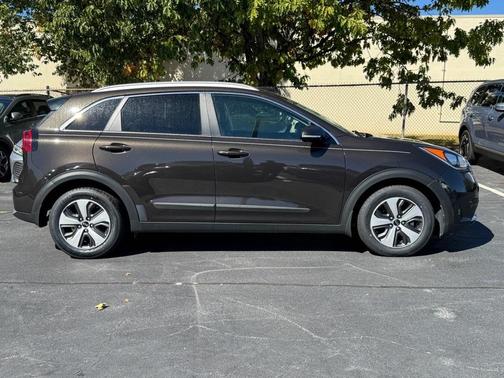 2017 Kia Niro Touring