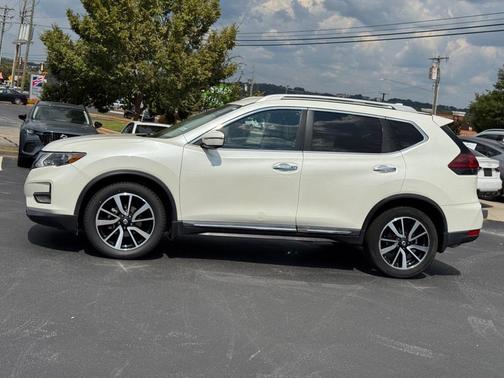 2020 Nissan Rogue SL