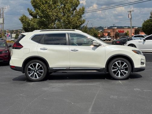 2020 Nissan Rogue SL