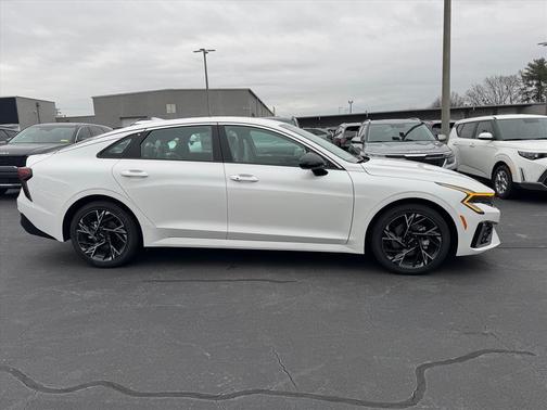 Snow White Pearl 2026 Kia K5 GT-Line FWD
