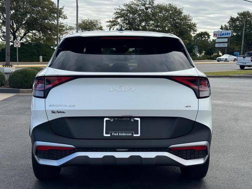 2024 Kia Sportage LX