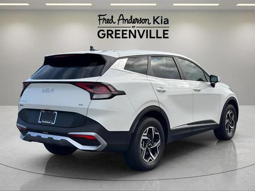 2024 Kia Sportage LX