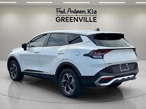 2024 Kia Sportage LX