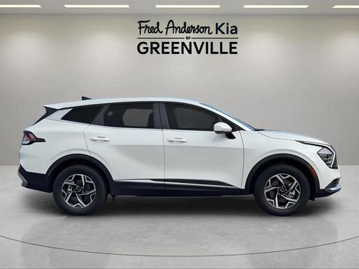 2024 Kia Sportage LX