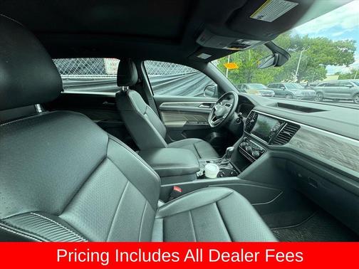 Platinum Gray Metallic 2023 Volkswagen Atlas Cross Sport 3.6L V6 SE w/Technology
