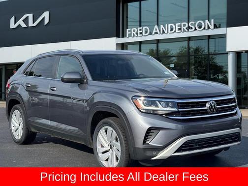 Platinum Gray Metallic 2023 Volkswagen Atlas Cross Sport 3.6L V6 SE w/Technology