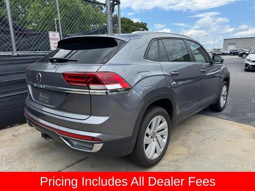 Platinum Gray Metallic 2023 Volkswagen Atlas Cross Sport 3.6L V6 SE w/Technology