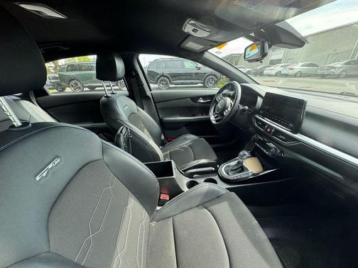 Aurora Black 2023 Kia Forte GT-Line