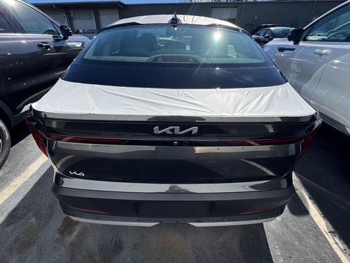 2025 Kia K4 LX