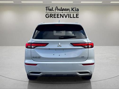 2023 Mitsubishi Outlander SEL 2.5 2WD