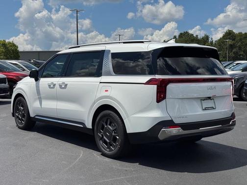 2026 Kia Carnival SX