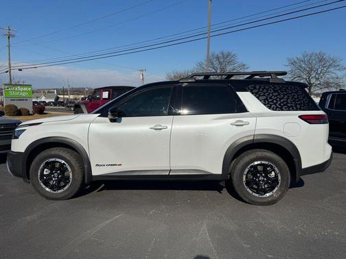 2025 Nissan Pathfinder Rock Creek 4WD