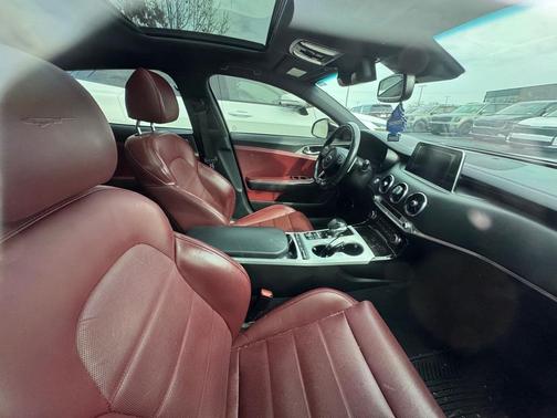 2018 Kia Stinger GT2