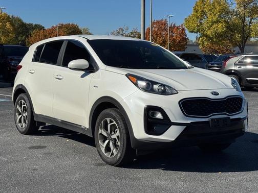 2022 Kia Sportage LX