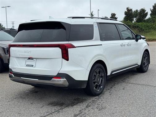 2026 Kia Carnival SX