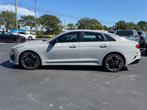 2023 Kia K5 GT-Line