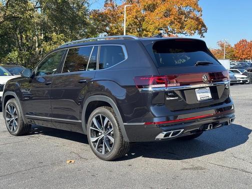 2024 Volkswagen Atlas 2.0T SEL Premium R-Line 4MOTION