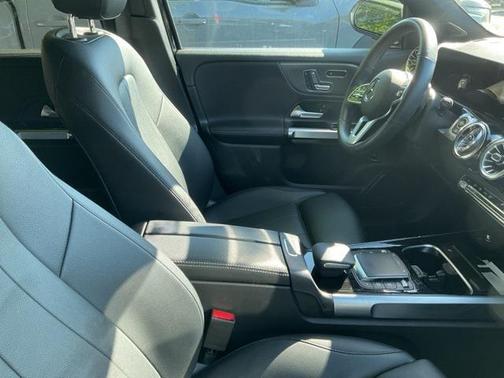 2022 Mercedes-Benz GLB 250 Base