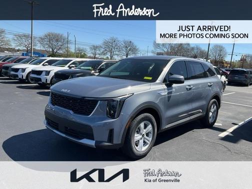 2025 Kia Sorento LX