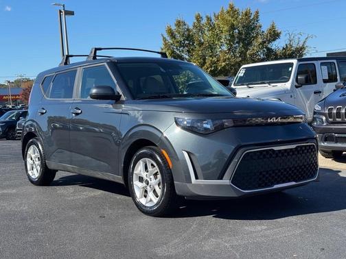 2023 Kia Soul LX