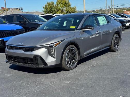 2025 Kia K4 GT-Line
