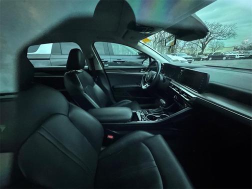 2021 Kia K5 EX