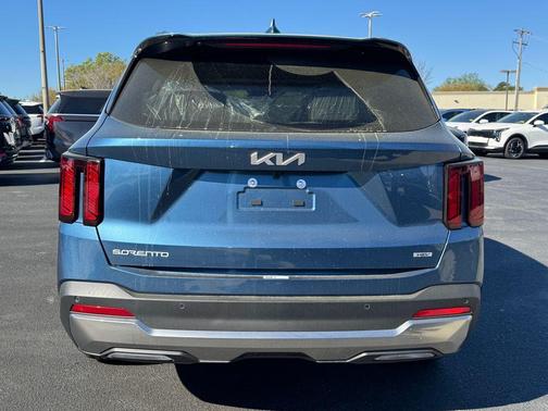 Mineral Blue 2026 Kia Sorento Hybrid EX