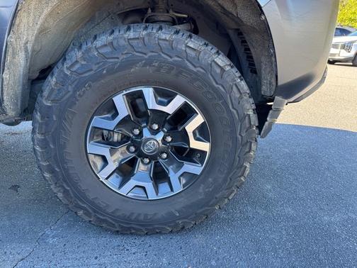 2020 Toyota Tacoma SR