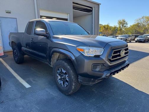 2020 Toyota Tacoma SR