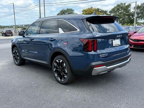 2026 Kia Sorento EX