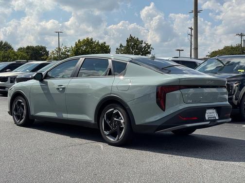 2025 Kia K4 EX