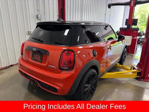 Orange Metallic 2019 MINI Hardtop Cooper S