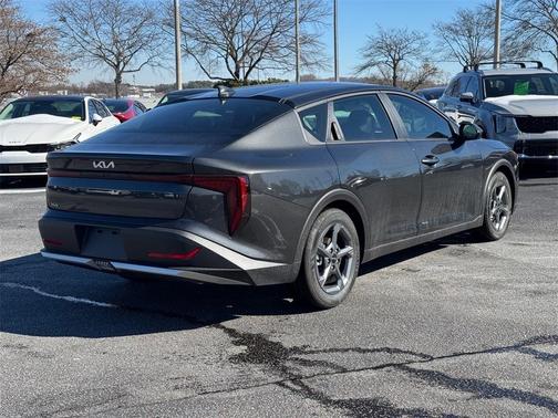 2026 Kia K4 LXS