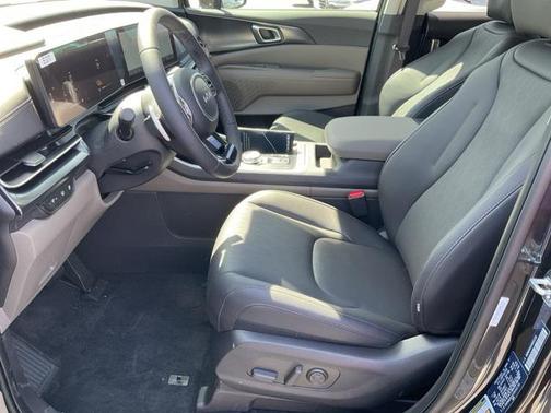 2025 Kia Carnival Hybrid LXS