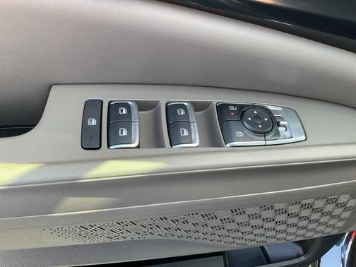 2025 Kia Carnival Hybrid LXS