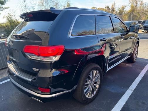 2017 Jeep Grand Cherokee Summit