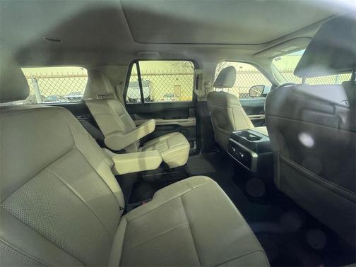 2022 Ford Expedition Max XLT