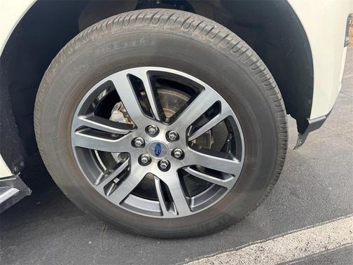 2022 Ford Expedition Max XLT