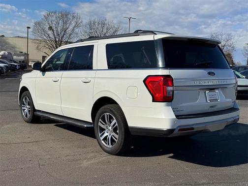 2022 Ford Expedition Max XLT