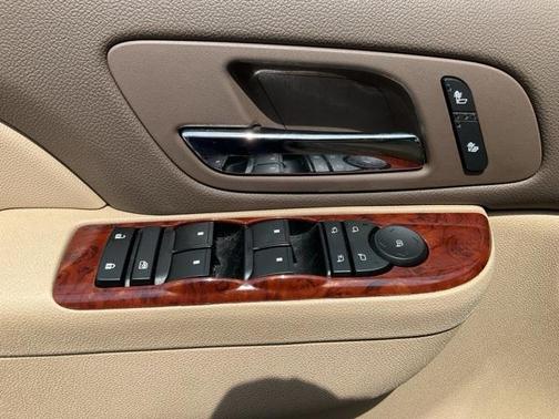 2012 Chevrolet Suburban 1500 LT