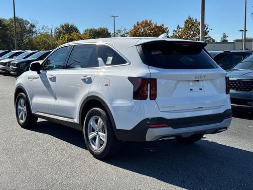 2026 Kia Sorento LX