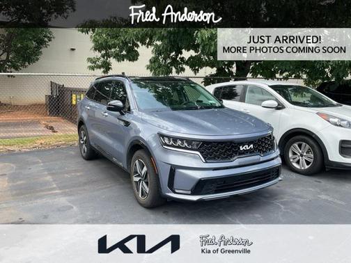 2023 Kia Sorento S