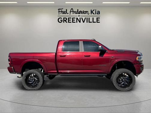 2021 RAM 2500 Laramie Crew Cab 4x4 6'4' Box