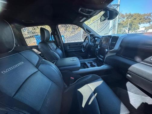 2021 RAM 2500 Laramie Crew Cab 4x4 6'4' Box