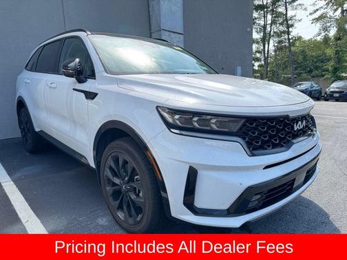 Glacial White Pearl 2023 Kia Sorento SX