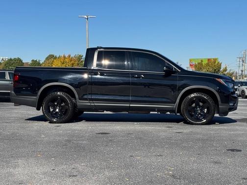 2023 Honda Ridgeline Black