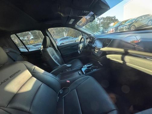 2023 Honda Ridgeline Black