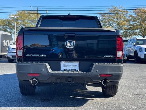 2023 Honda Ridgeline Black