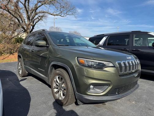 2019 Jeep Cherokee Latitude Plus