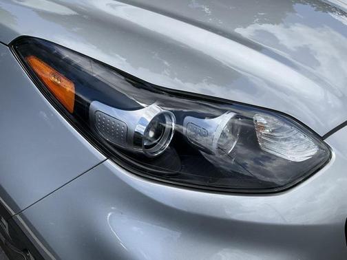 2022 Kia Sportage EX